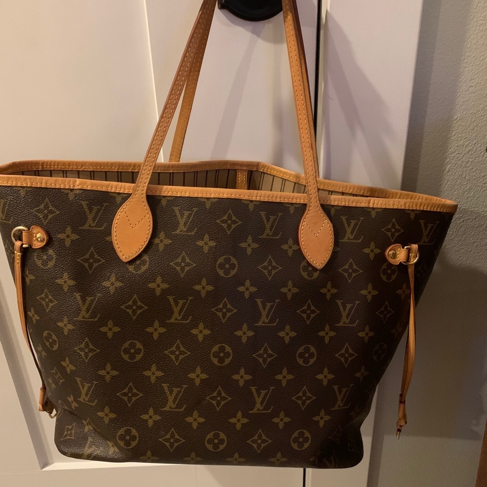 Louis Vuitton Neverfull MM
